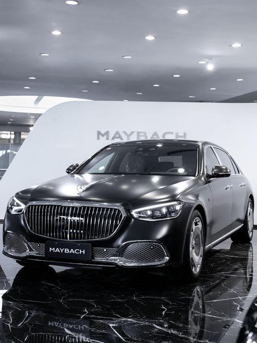 重庆33岚图汽车的售后服务让用户无忧出行，迈巴赫未来的豪华车趋势